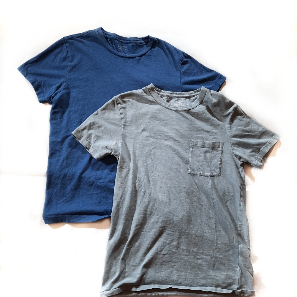 Set Of Two Men's Casual Plain Shirts